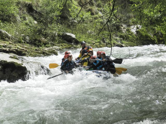 Rafting rio Deva
